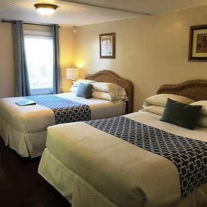 Standard Room Two Queen Beds